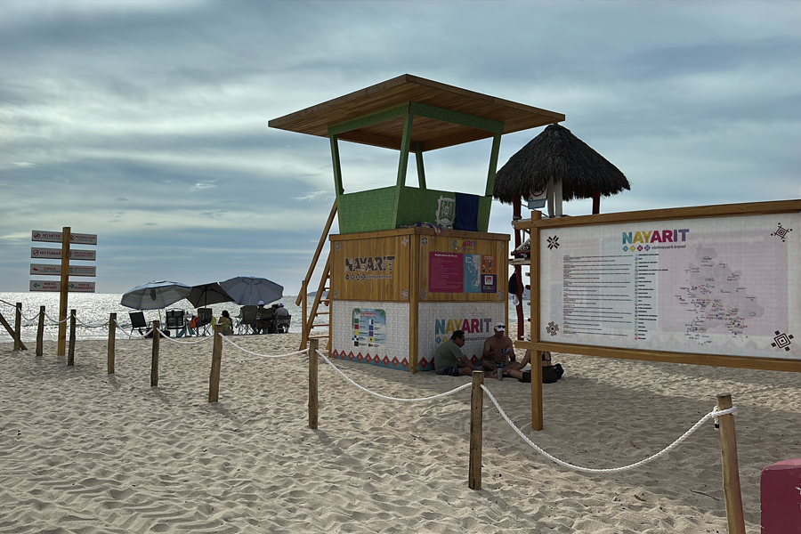 - Panel de alumnio con rauteo en 3D. - Letras 3D - Estructura - Iluminación LED